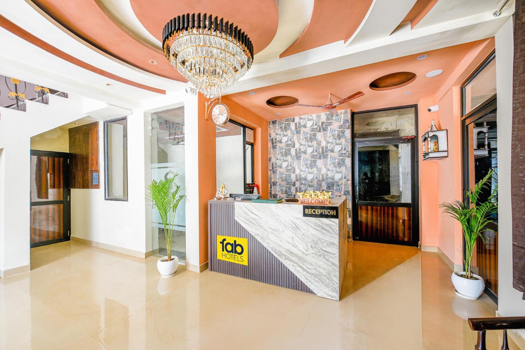 Fabhotel Royal Regency I Ludhiana Esterno foto