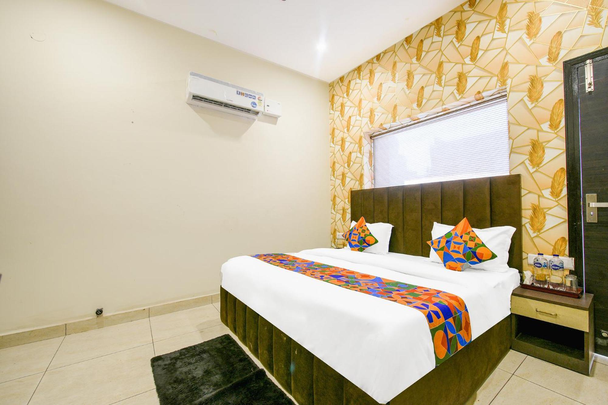 Fabhotel Royal Regency I Ludhiana Esterno foto